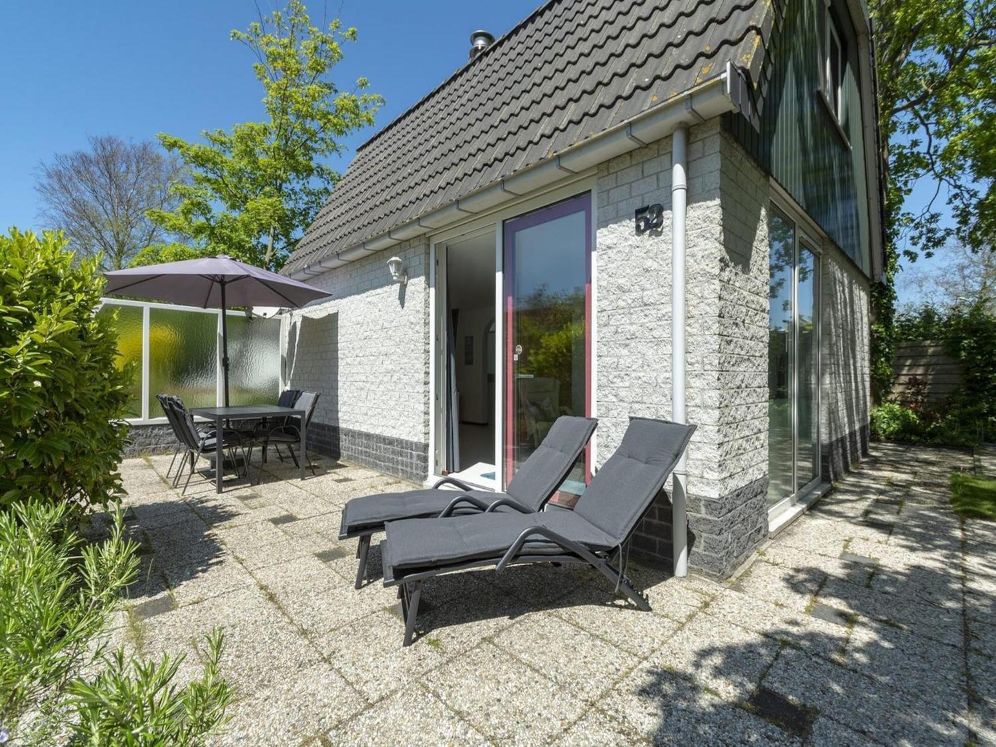 Holiday Home With Pool By The Sea Sint Maartensvlotbrug Экстерьер фото